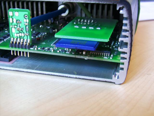 Genboardv3_SDcard_DSCI3407_m.jpg