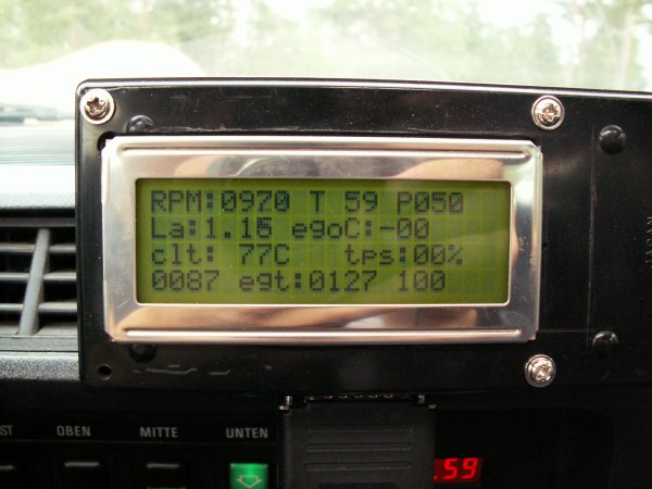 bmw_728_lcd_display.jpg